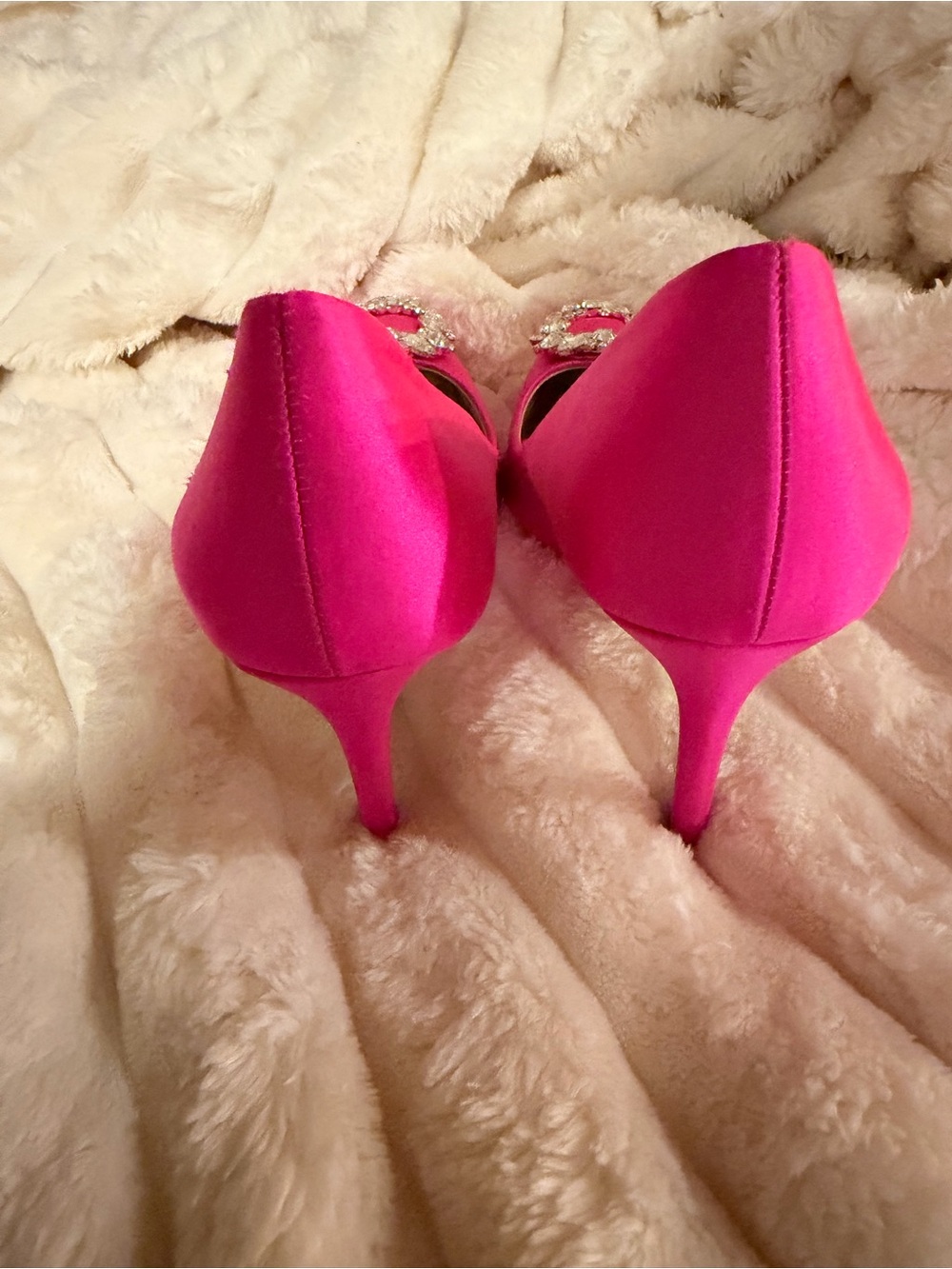 Badgley Mischka Hot Pink Satin Pointed Toe Jeweled Pumps - Picture 4 of 6